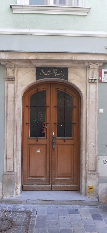 Datei:Färbergasse 3, Portal (2).jpg