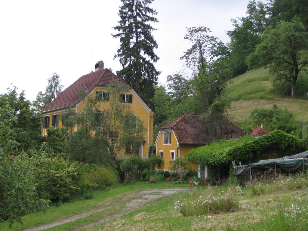 Datei:Grabenhofenweg 69.jpg