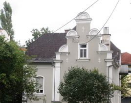 Reininghausstraße 75, Giebel.JPG